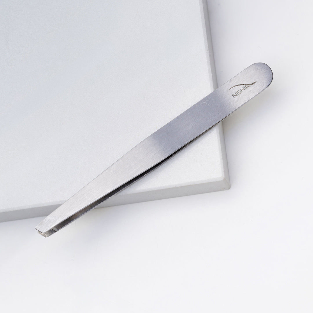 NGHIA Slanted Head Tweezer - N-405 (Stainless Steel)